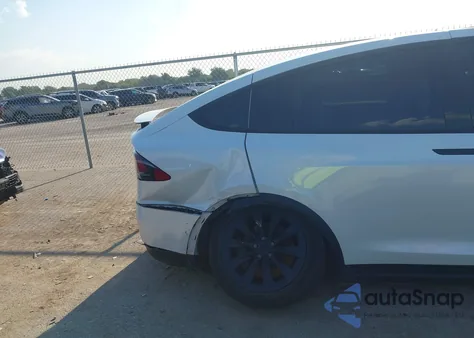 2017 Tesla Model X 100D/75D/90D from USA, damaged, VIN 5YJXCAE2XHF073508
